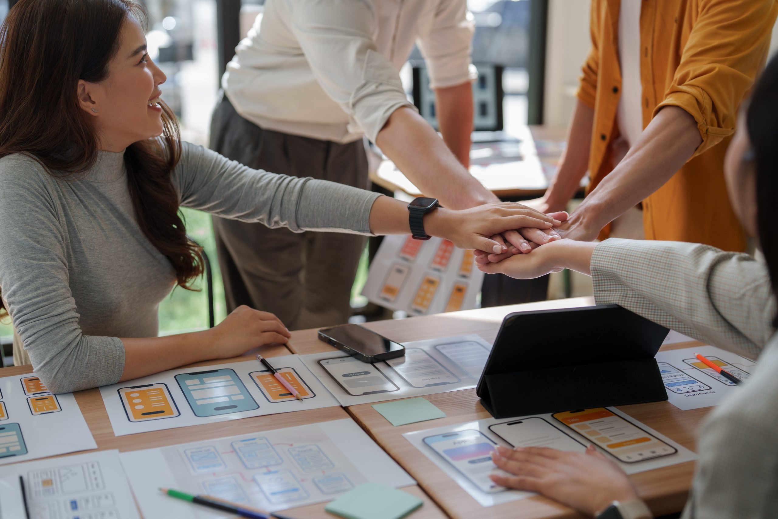 Diseño por suscripción vs. contratar equipo interno: qué conviene en cada etapa